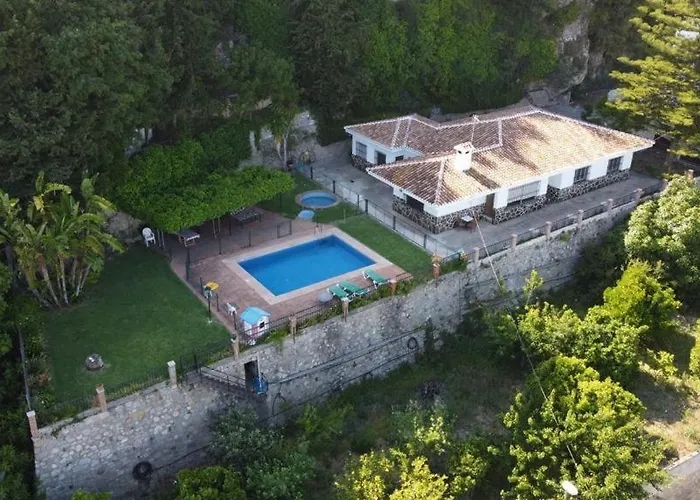 Casa Paca PereaCasa Rural